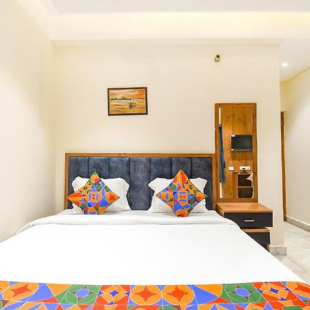 Fabhotel Prime The Golden Plaza - Nr Tarapith Temple Bagian luar foto